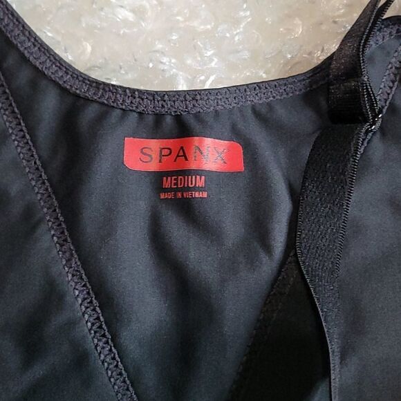 Spanx slimming top  - Picture 2 of 5